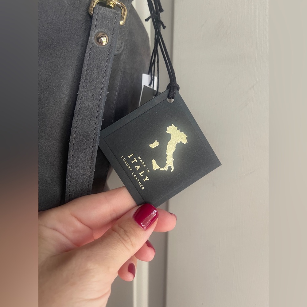 Claudia Firenze Viral Suede Bag 🇮🇹 - Picture 10 of 11
